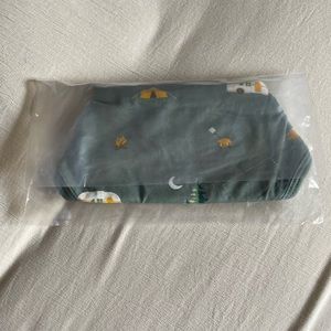 Kyte baby camping bib